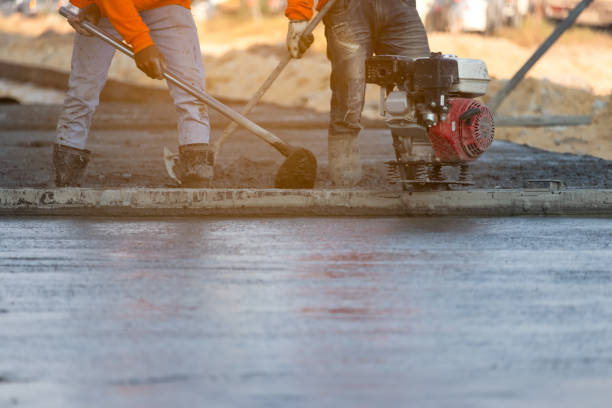 Best Concrete Pool Decks in St Paul, MN